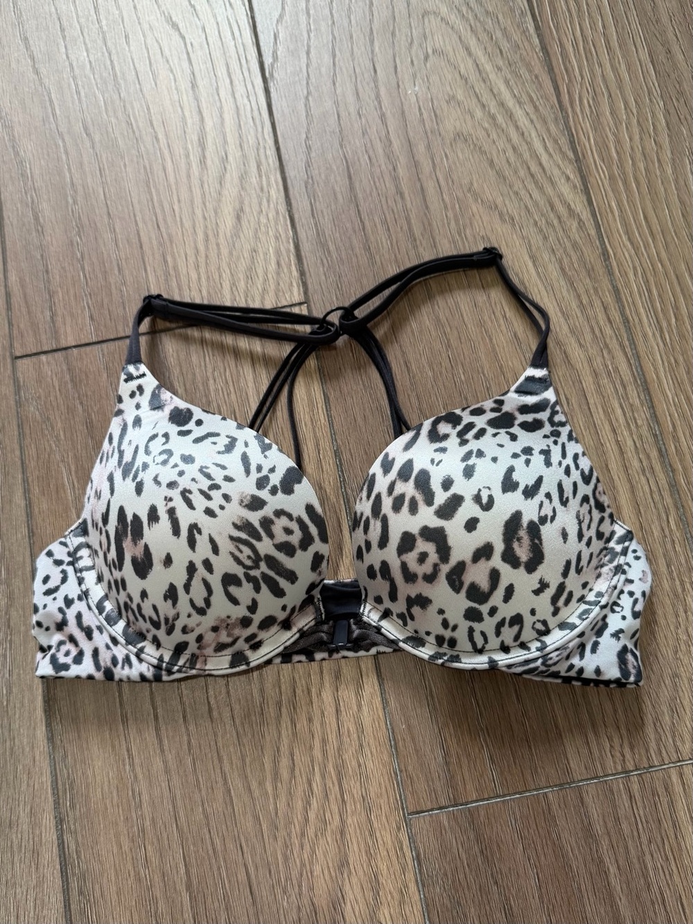 Victoria's Secret Leopard Racerback Front Closure Bombshell Plunge Bra 32A